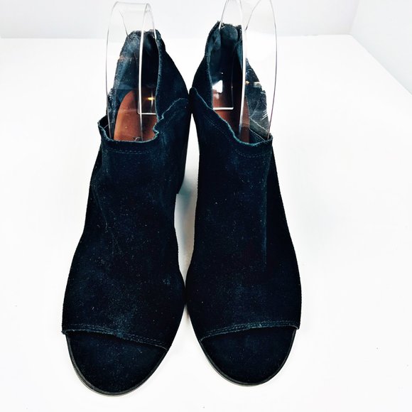 2/$20 Lucky Brand Suede Peep Toe Booties 10 - Picture 2 of 7